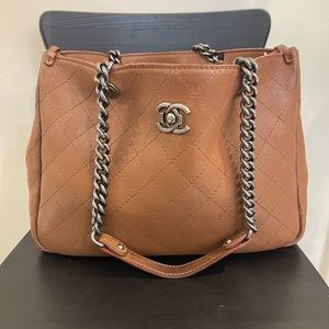 Chanel Medium Tote Bag Camel